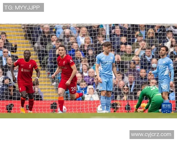 2019年曼城与利物浦巅峰对决海报展现足球激情与荣耀 2019年曼城与利物浦巅峰对决海报展现足球激情与荣耀