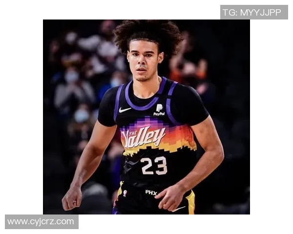 卡梅隆约翰逊的崛起之路与篮球生涯的精彩瞬间分析